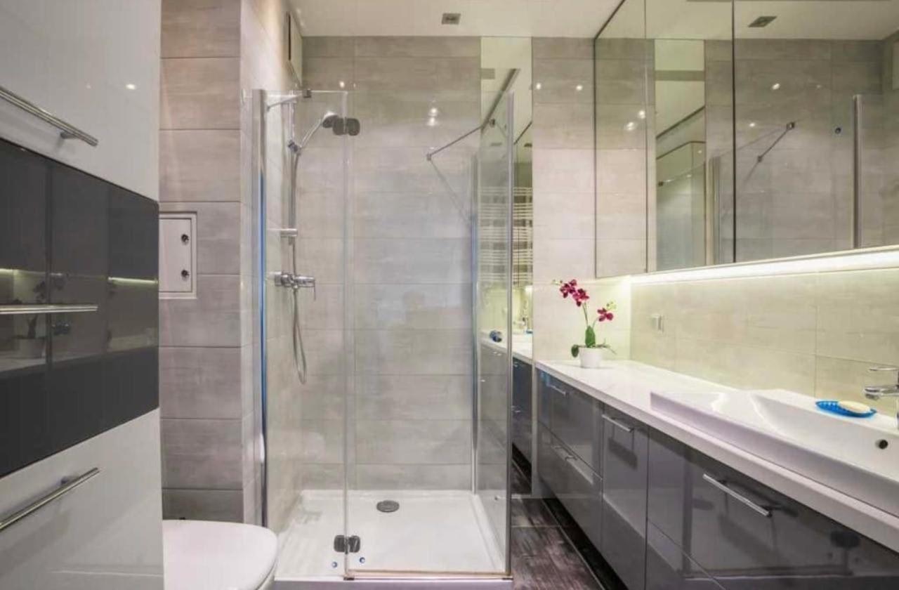Apartament Obrzezna Airport Apartment วอร์ซอ ภายนอก รูปภาพ